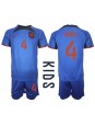 Otroški Nogometna dresi replika Nizozemska Virgil van Dijk #4 Gostujoči SP 2022 Kratek rokav (+ hlače)